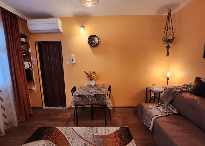 Studio 7A Cozy central oasis *