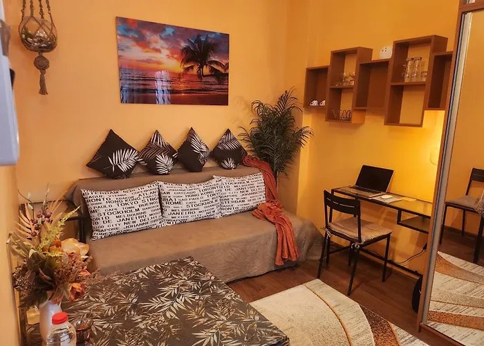 Studio 7A Cozy Central Oasis